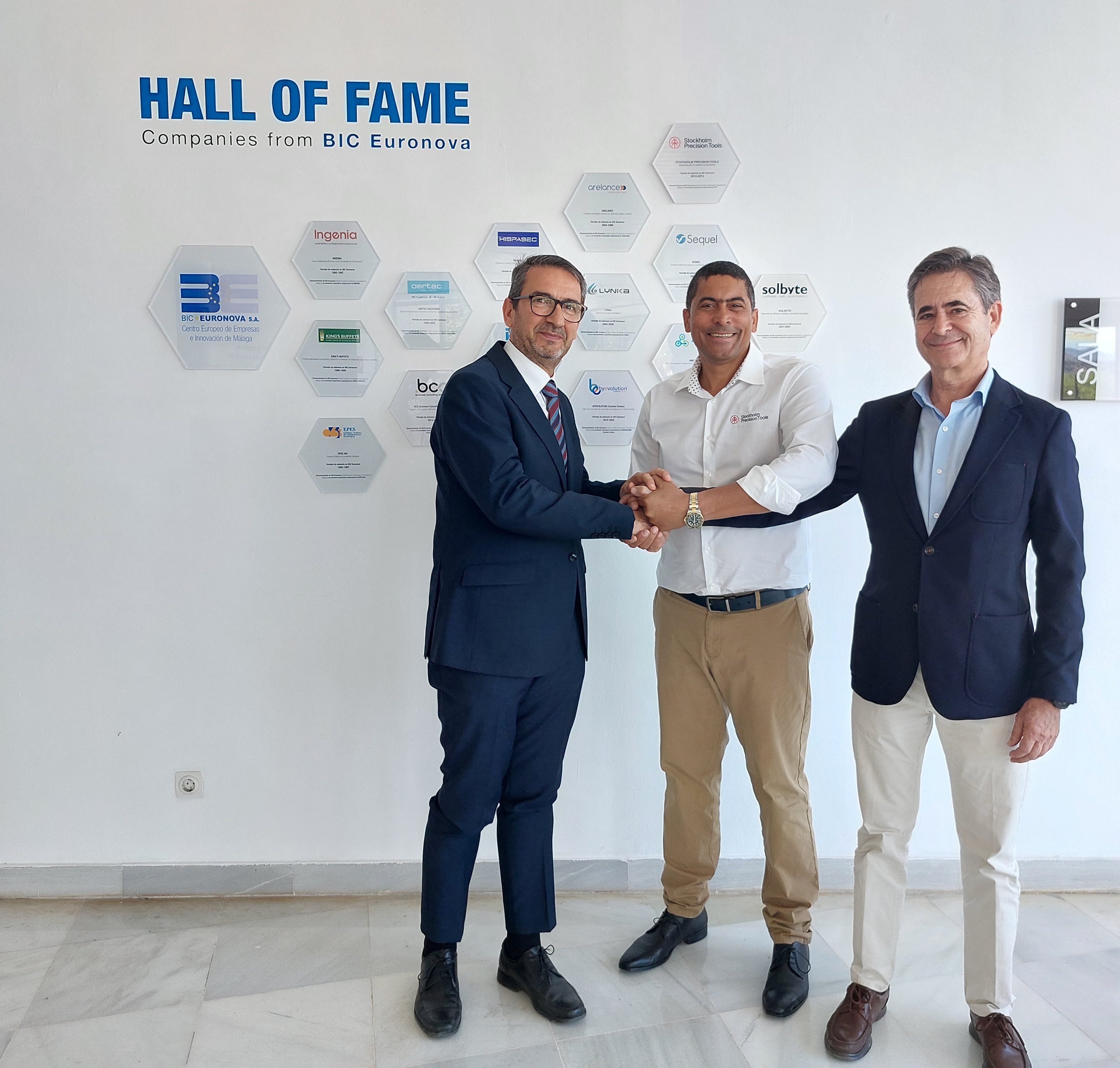 BIC Euronova rinde homenaje a la empresa internacional Stockholm Precision Tools, consolidada en su centro.